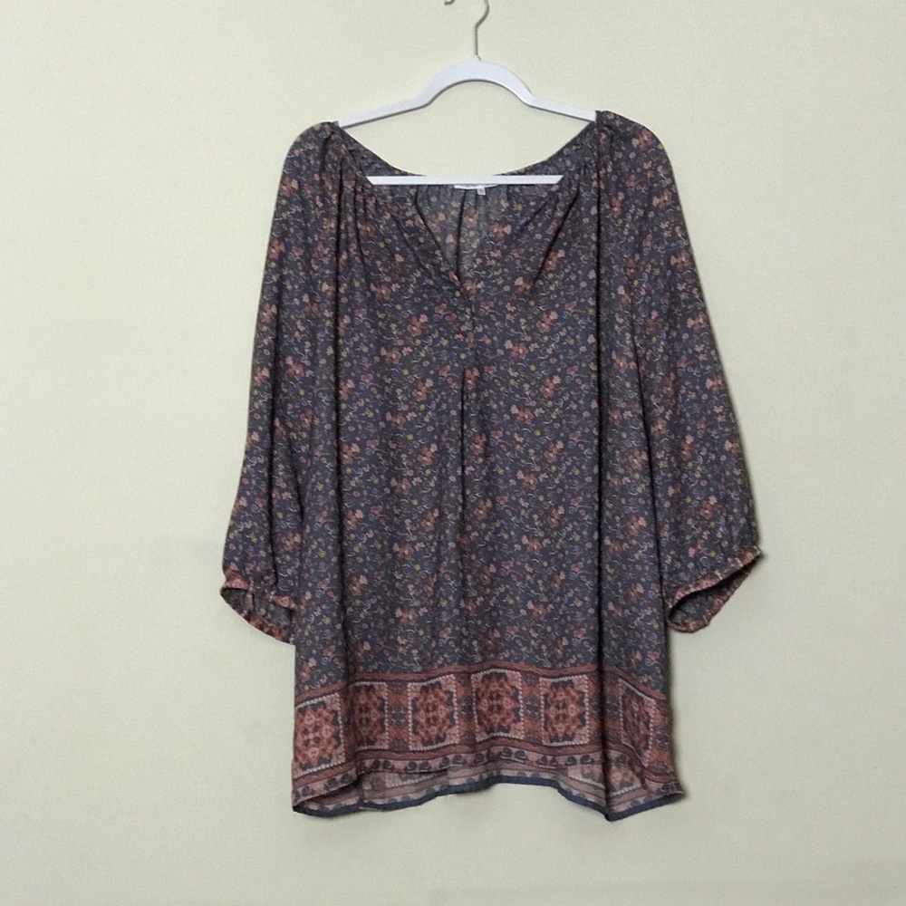 Violet + Claire 3/4 Sleeve Floral Top Plus Size